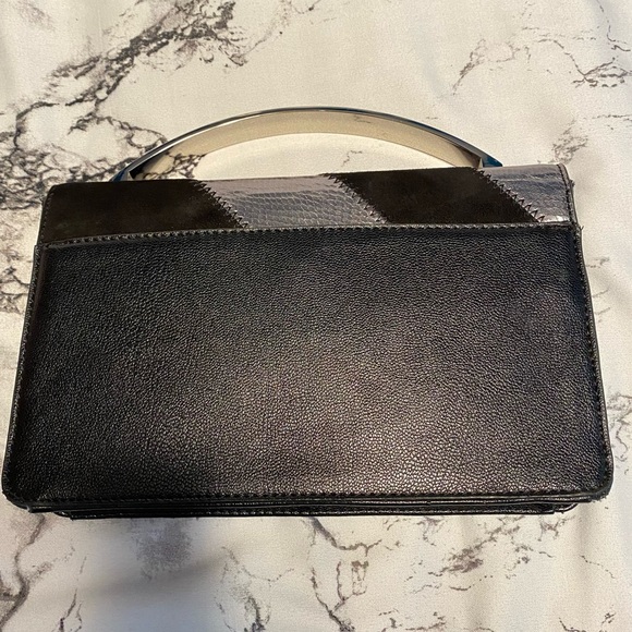 Nine West- limited edition- black & sliver matching heel’s & clutch bundle - Picture 2 of 9